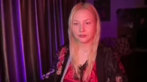 Snapshot of hellyriddle chatting on December 15, 2025, 4:39 am DeleteyourSadness online show from December 15, 2025, 4:39 am