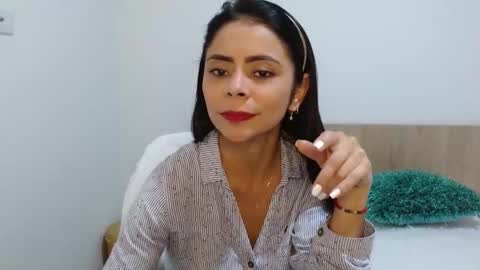 Snapshot of hema_gold chatting on March 11, 2025, 12:54 am HEMA online show from March 11, 2025, 12:54 am