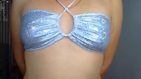 Hemiplekta online show from November 23, 2025, 1:16 am