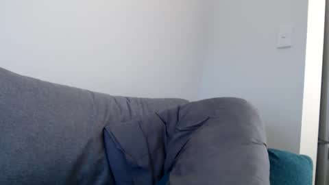 Snapshot of hempie1973 chatting on October 26, 2025, 5:24 am hempie1973 online show from October 26, 2025, 5:24 am