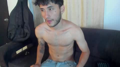 Snapshot of henrik_senn chatting on October 6, 2025, 1:41 pm henrik_senn online show from October 6, 2025, 1:41 pm