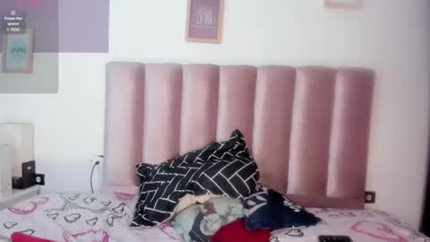 Snapshot of hera_godess chatting on January 15, 2025, 12:58 pm Hera godes online show from January 15, 2025, 12:58 pm