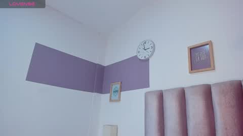 Snapshot of hera_godess chatting on February 12, 2025, 8:50 pm Hera godes online show from February 12, 2025, 8:50 pm
