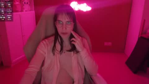 Snapshot of heraluna_ chatting on January 12, 2025, 1:53 am HeraLuna  online show from January 12, 2025, 1:53 am