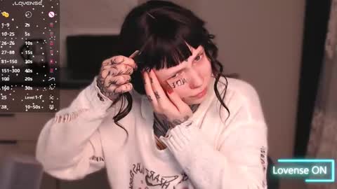 Snapshot of herbal_helpmepls chatting on March 10, 2025, 8:34 pm dirty Diana online show from March 10, 2025, 8:34 pm