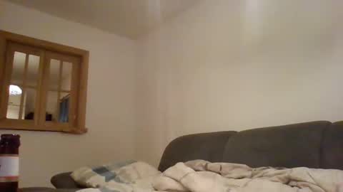 herry140 online show from December 16, 2025, 8:14 pm