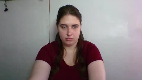 Snapshot of hess_luna_ chatting on October 14, 2025, 9:10 am hess_luna_ online show from October 14, 2025, 9:10 am