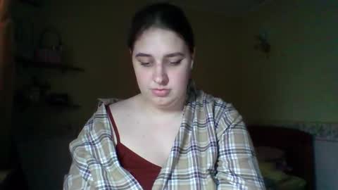 Snapshot of hess_luna_ chatting on November 8, 2025, 10:04 am hess_luna_ online show from November 8, 2025, 10:04 am