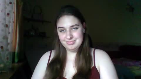 Snapshot of hess_luna_ chatting on December 3, 2025, 10:02 am hess_luna_ online show from December 3, 2025, 10:02 am