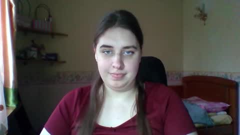 Snapshot of hess_luna_ chatting on December 19, 2025, 10:11 am hess_luna_ online show from December 19, 2025, 10:11 am