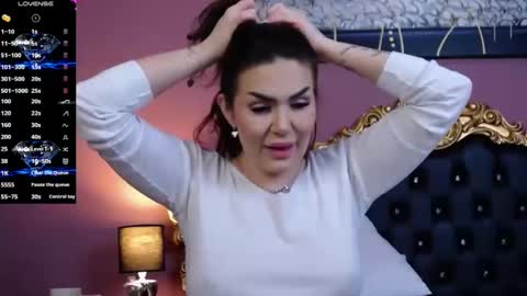 Snapshot of hessahessy chatting on January 21, 2025, 12:29 pm Hessy online show from January 21, 2025, 12:29 pm