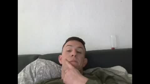 Snapshot of heteroboyxx chatting on February 18, 2025, 9:10 am heteroboyxx online show from February 18, 2025, 9:10 am