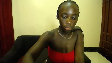 Hevyn online show from November 7, 2025, 7:36 pm