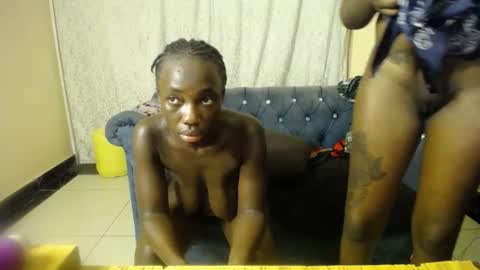 Hevyn online show from December 1, 2025, 7:41 pm