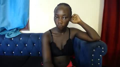 Hevyn online show from December 14, 2025, 12:43 pm