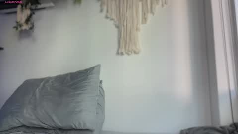 Snapshot of hey_cesard chatting on December 11, 2024, 7:14 pm hey_cesard online show from December 11, 2024, 7:14 pm