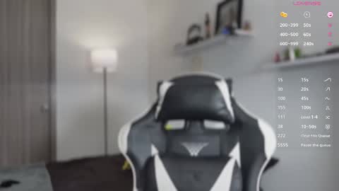 Snapshot of hey_cesard chatting on October 27, 2025, 2:54 pm hey_cesard online show from October 27, 2025, 2:54 pm