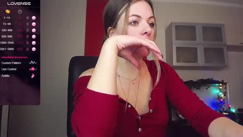 Snapshot of hi_bye_ chatting on February 9, 2025, 11:47 am Lina online show from February 9, 2025, 11:47 am