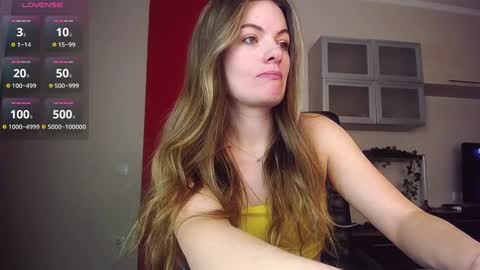 Snapshot of hi_bye_ chatting on March 2, 2025, 8:16 am Lina online show from March 2, 2025, 8:16 am