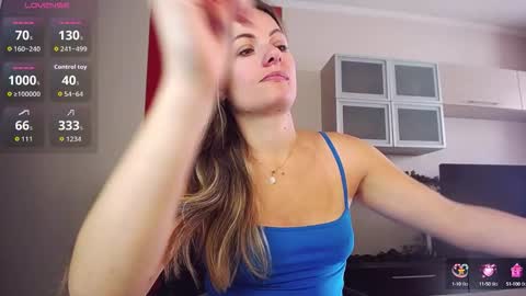 Snapshot of hi_bye_ chatting on September 15, 2025, 6:57 am Lina online show from September 15, 2025, 6:57 am