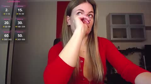 Snapshot of hi_bye_ chatting on November 29, 2025, 11:35 am Lina online show from November 29, 2025, 11:35 am