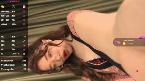 Snapshot of hiaru_cutie chatting on December 29, 2024, 9:06 am Hiaru online show from December 29, 2024, 9:06 am