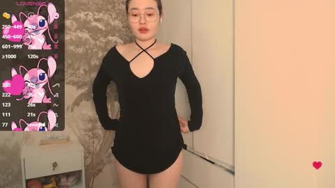 Snapshot of hiaru_cutie chatting on September 18, 2025, 5:31 am Hiaru online show from September 18, 2025, 5:31 am