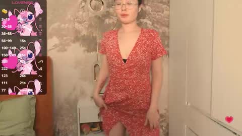 Snapshot of hiaru_cutie chatting on September 23, 2025, 5:43 am Hiaru online show from September 23, 2025, 5:43 am