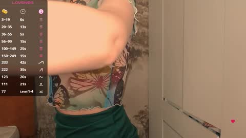 Snapshot of hiaru_cutie chatting on November 23, 2025, 5:51 am Hiaru online show from November 23, 2025, 5:51 am