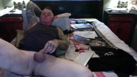 Snapshot of hiasallfuk13 chatting on March 6, 2025, 12:54 am HARDCORE13 online show from March 6, 2025, 12:54 am