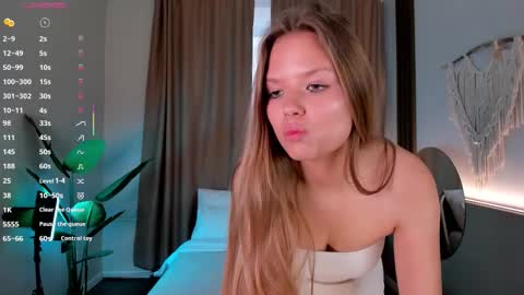 Snapshot of hidden_charm_ chatting on October 8, 2025, 7:28 am My name is Angelina but I like when you call me Angel online show from October 8, 2025, 7:28 am