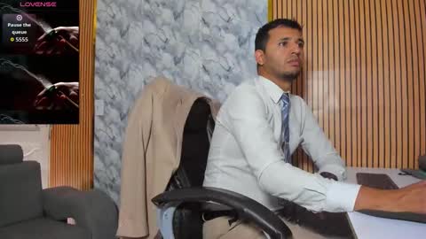 George online show from November 28, 2025, 7:05 pm