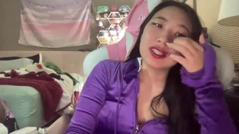 Snapshot of hiddenr0se chatting on October 11, 2025, 2:11 am HiddenR0se online show from October 11, 2025, 2:11 am