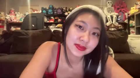 Snapshot of hiddenr0se chatting on December 20, 2025, 3:35 am HiddenR0se online show from December 20, 2025, 3:35 am