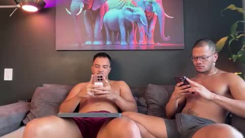 Terry and E online show from November 25, 2025, 9:37 pm