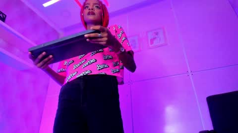  Hillary  online show from January 15, 2025, 11:00 am