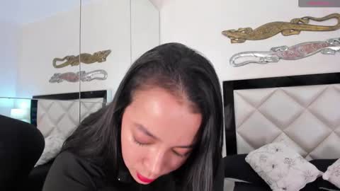 Hillary online show from September 9, 2025, 7:35 pm