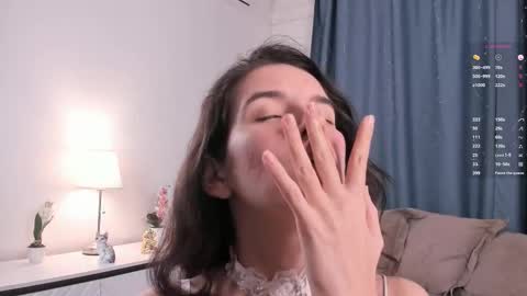 my name i Hilary online show from December 4, 2025, 7:22 pm