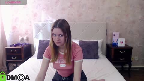 Snapshot of hilleva chatting on February 23, 2025, 9:11 am hilleva online show from February 23, 2025, 9:11 am