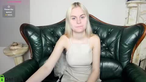 hilleva online show from November 6, 2025, 9:26 pm