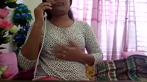 Snapshot of himuhimu22 chatting on February 2, 2025, 5:42 am himuhimu22 online show from February 2, 2025, 5:42 am