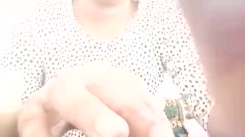 Snapshot of himuhimu22 chatting on February 3, 2025, 5:29 am himuhimu22 online show from February 3, 2025, 5:29 am