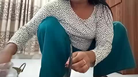 Snapshot of himuhimu22 chatting on February 3, 2025, 7:42 pm himuhimu22 online show from February 3, 2025, 7:42 pm