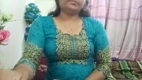 Snapshot of himuhimu22 chatting on March 7, 2025, 10:10 pm himuhimu22 online show from March 7, 2025, 10:10 pm