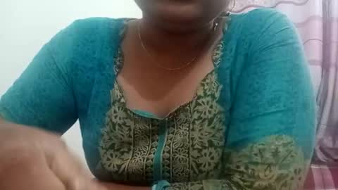 Snapshot of himuhimu22 chatting on October 10, 2025, 2:38 pm himuhimu22 online show from October 10, 2025, 2:38 pm