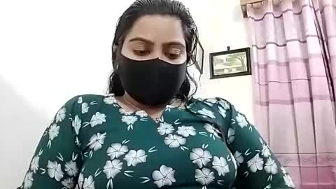 Snapshot of himuhimu22 chatting on December 2, 2025, 6:36 pm himuhimu22 online show from December 2, 2025, 6:36 pm