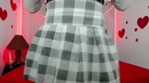 Snapshot of hinasha chatting on February 18, 2025, 10:47 pm Angel online show from February 18, 2025, 10:47 pm