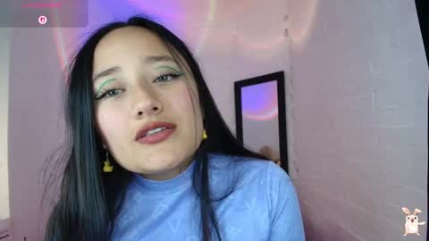 hinata online show from September 22, 2025, 9:17 pm