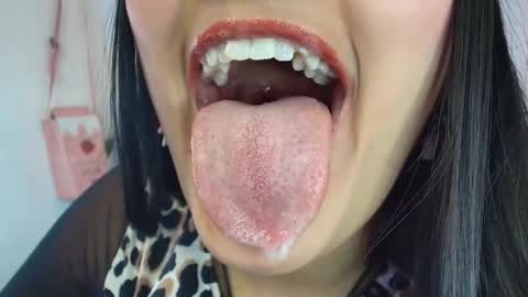 hinata online show from October 16, 2025, 9:05 pm