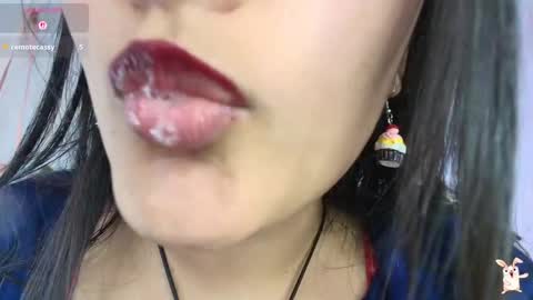 hinata online show from December 1, 2025, 8:58 pm